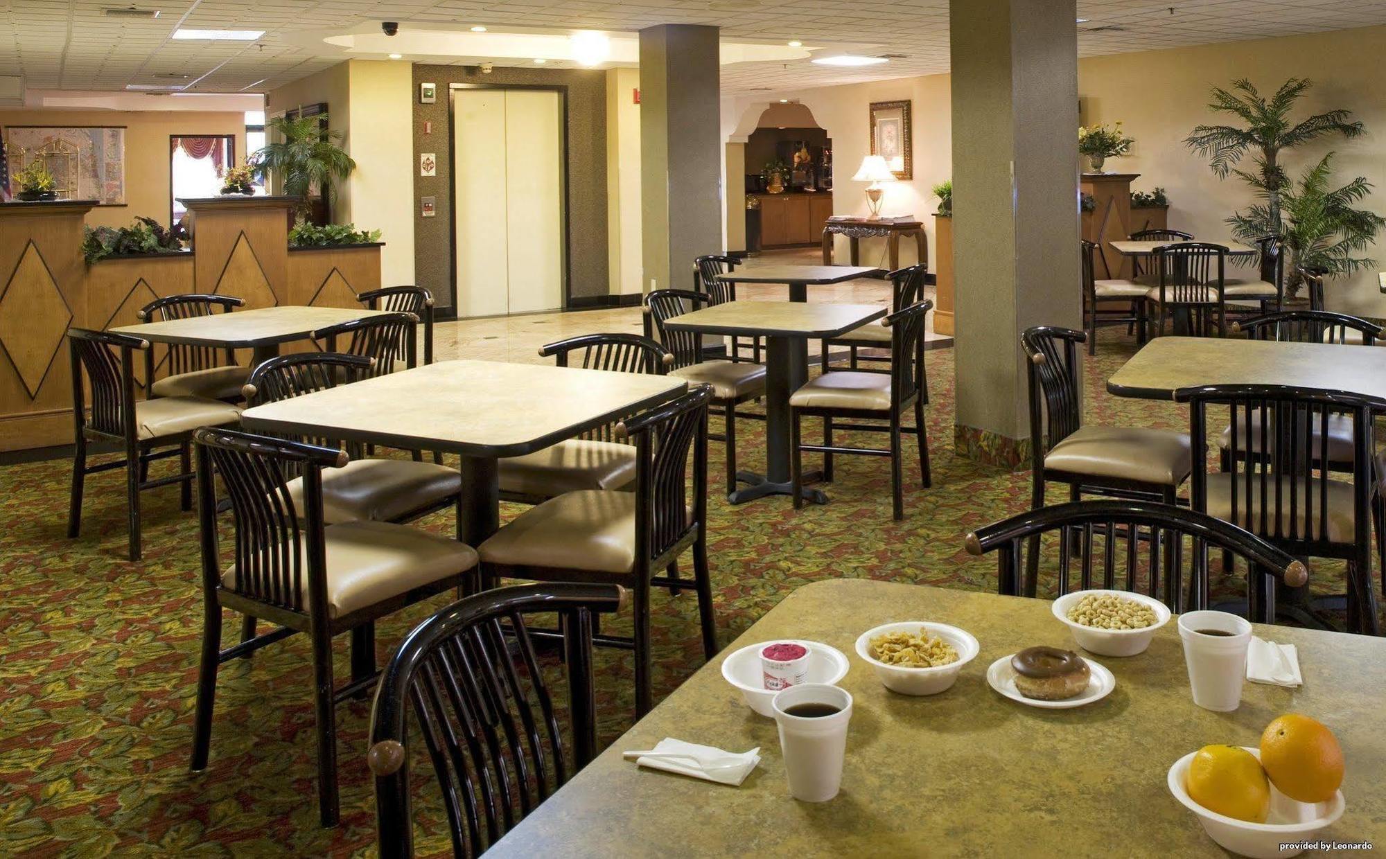 Inn Quality Jacksonville - Near Naval Air Station 3*